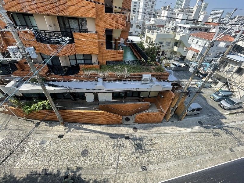 3LDK Rental Apartment on Yachimun Street, Naha, Okinawa - Thumbnail 3