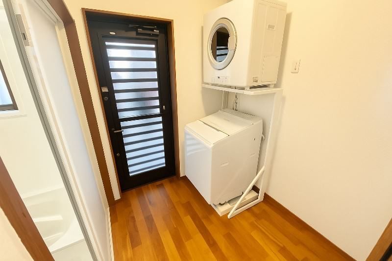 5LDK RC House with Garden in Nakagusuku Village, Okinawa - Thumbnail 3