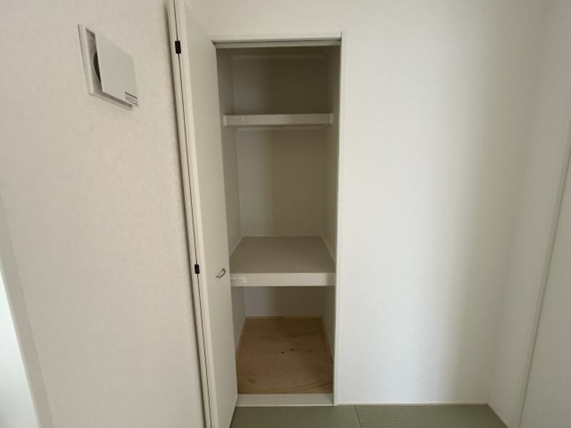 New 4LDK House for Sale in Uruma, Okinawa with Walk-in Closet - Thumbnail 4