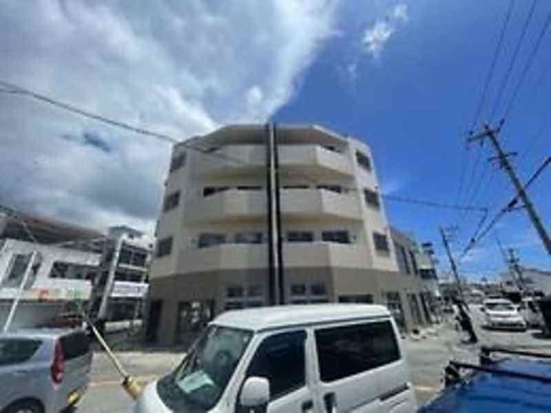 2024 2LDK Apartment for Rent in Itoman, Okinawa | Coco Palace - Thumbnail 2