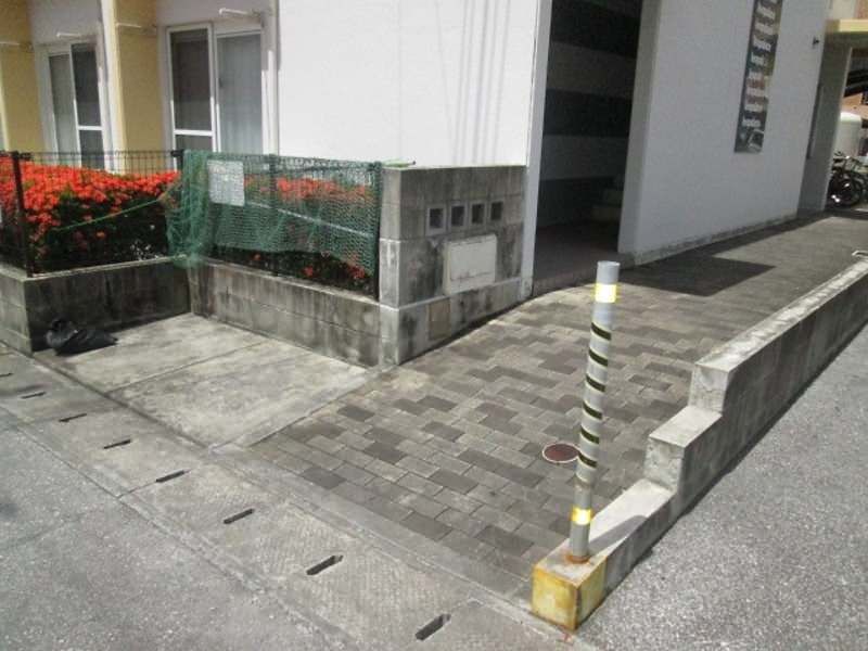 Leopalace Tomigusuku 1K Rental Apartment in Okinawa - Thumbnail 2