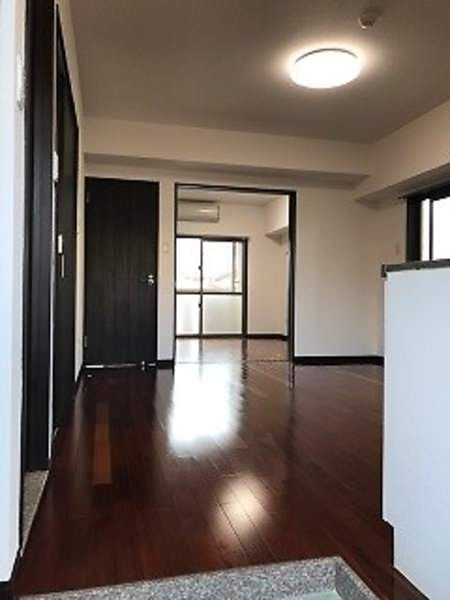 Act Misato 2LDK Apartment for Rent in Okinawa City - Thumbnail 4