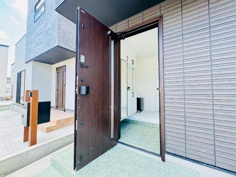 New 4LDK House in Uruma Akahata, Okinawa - 2025 Build - Thumbnail 4