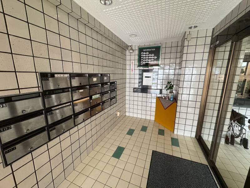Renovated 3LDK Apartment for Sale in Ginowan, Okinawa - Thumbnail 2