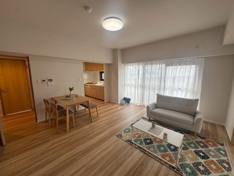 Renovated 3LDK Apartment for Sale in Ginowan, Okinawa - Thumbnail 3