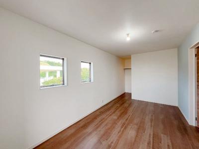 New 3LDK House in Kadena with Rooftop Balcony and Dual Parking — Image 1, Kadena, Okinawa