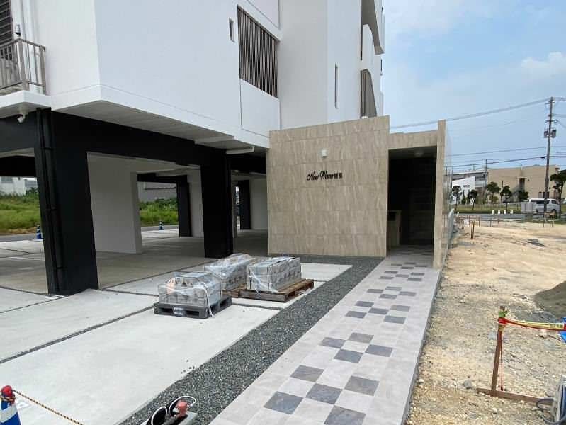 Pet-Friendly 1LDK Apartment in Miyakojima with Free Parking & Internet - Thumbnail 4