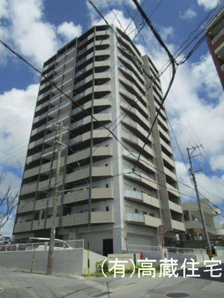 3LDK Apartment for Rent in Urasoe, Okinawa with Ocean View - Thumbnail 2