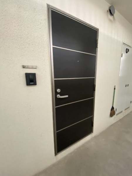Modern 1R Apartment for Rent in Naha, Okinawa - 2020 Build - Thumbnail 3