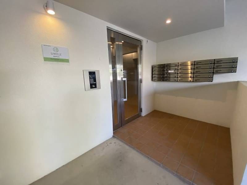 Modern 1R Apartment for Rent in Naha, Okinawa - 2020 Build - Thumbnail 4
