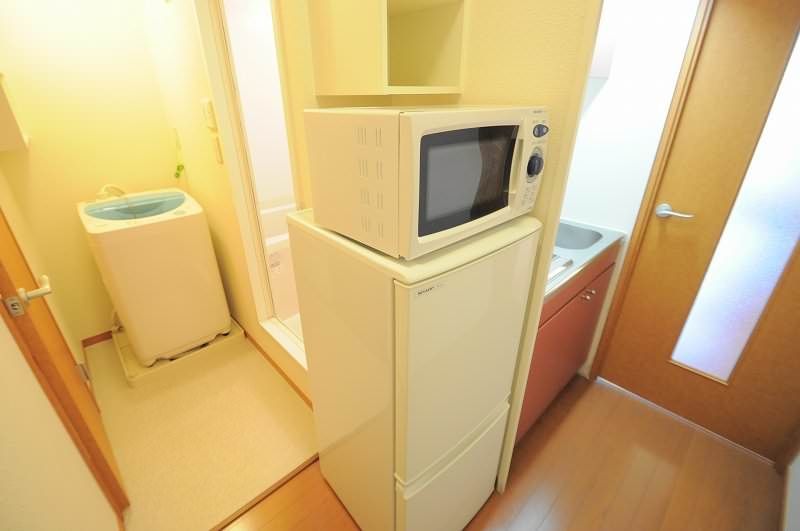 Furnished 1K Apartment for Rent in Naha, Okinawa - Comfort Oruku II - Thumbnail 3