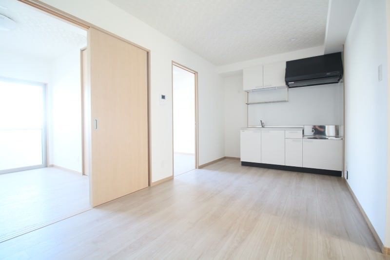 2025 New Build 2DK Apartment for Rent in Uruma, Okinawa - Thumbnail 4