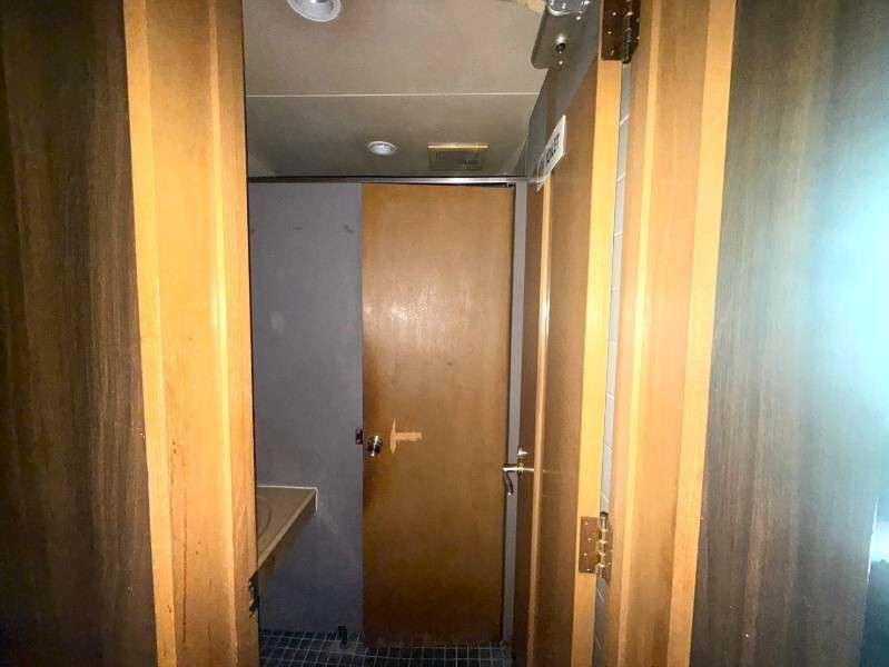 Awase Commercial Space for Rent in Okinawa City - Last Unit - Thumbnail 4