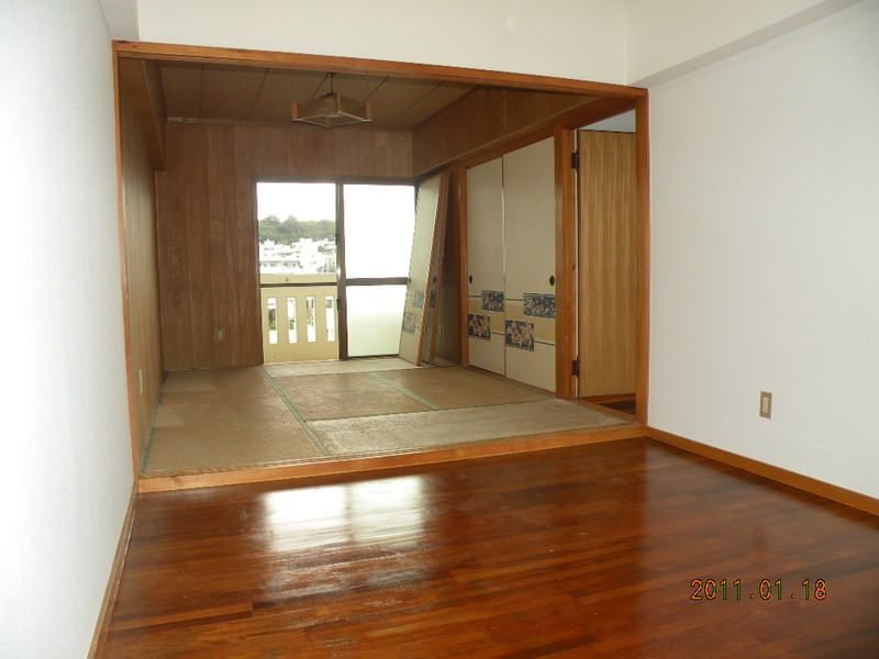 3DK Apartment for Rent in Ginowan City, Okinawa - Thumbnail 3
