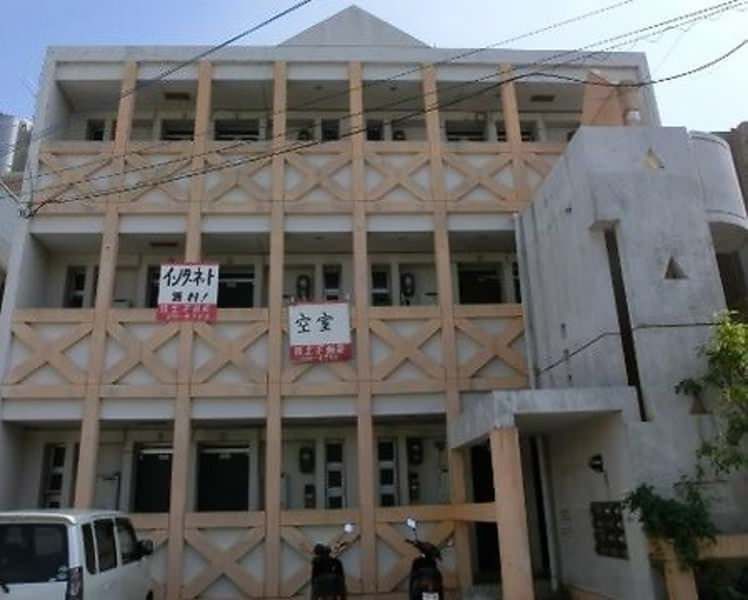 1K Apartment for Rent in Ginowan, Okinawa - No Key Money - Thumbnail 4