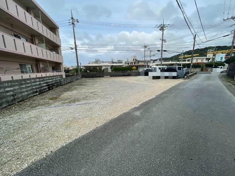 3DK Apartment for Rent in Haebaru Town, Okinawa - Thumbnail 2