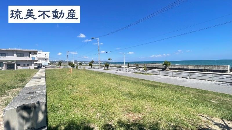 Oceanfront Land for Sale in Yomitan, Okinawa with Nakagusuku Bay Views - Thumbnail 2