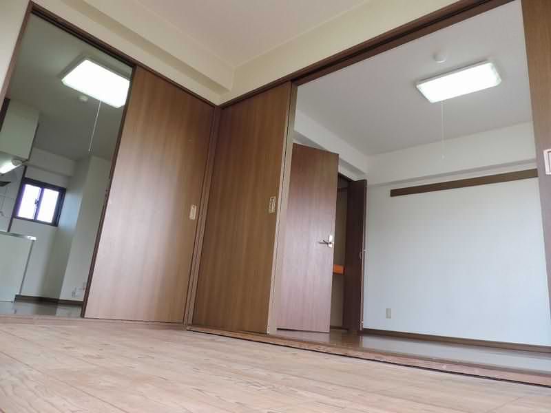 Oasis Matsugawa 2LDK Apartment for Rent in Yonabaru, Okinawa - Thumbnail 4