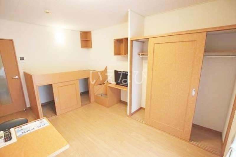Leopalace Sunny House Uruma II 1K Rental Apartment in Okinawa - Thumbnail 4