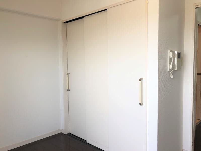 1DK Apartment for Rent in Urasoe, Okinawa - Garden Hills Makiminato - Thumbnail 3