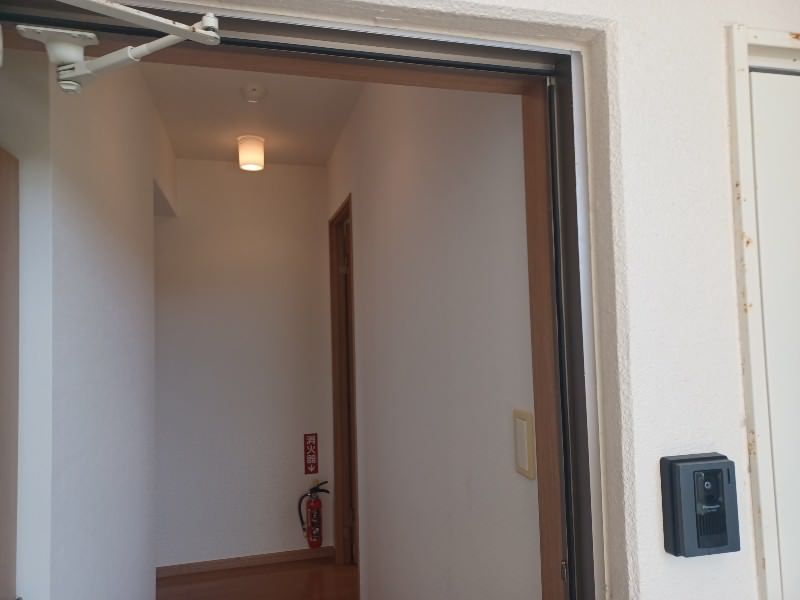 2DK Apartment for Rent in Nakijin Village, Okinawa - Thumbnail 3