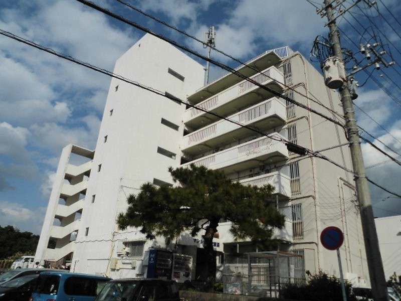 2DK Apartment in Urasoe, Okinawa – 39.65 sqm, Pet Negotiable - Thumbnail 2
