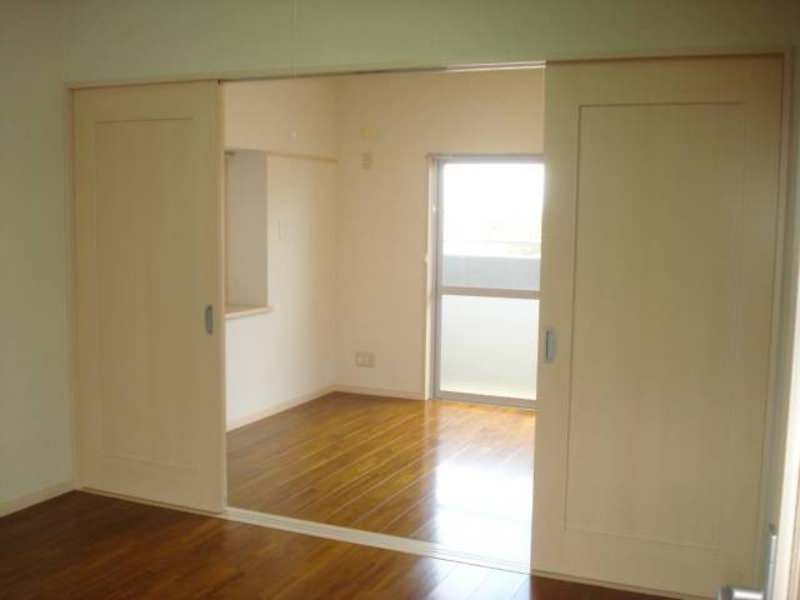 FINESUITE Yonabaru 3DK Apartment for Rent in Okinawa - Thumbnail 3