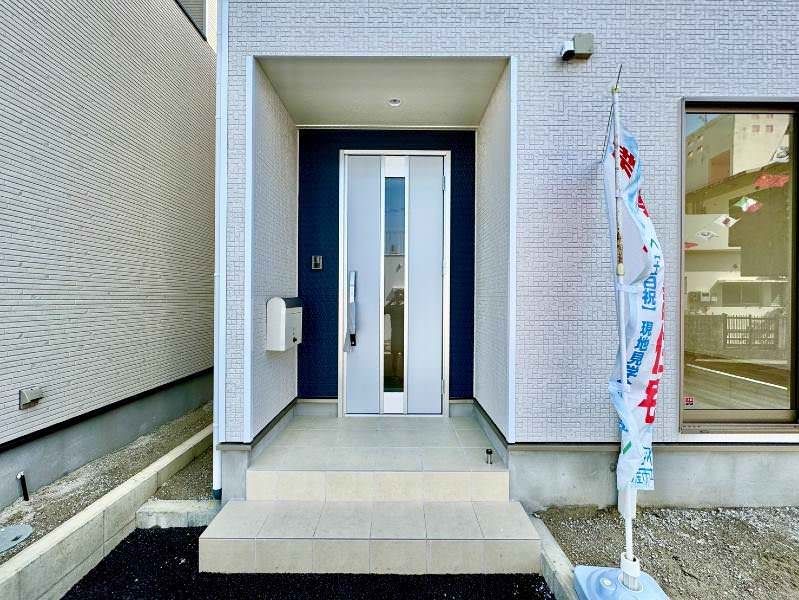 New 4LDK House in Uruma City Amagen District Okinawa - Thumbnail 2