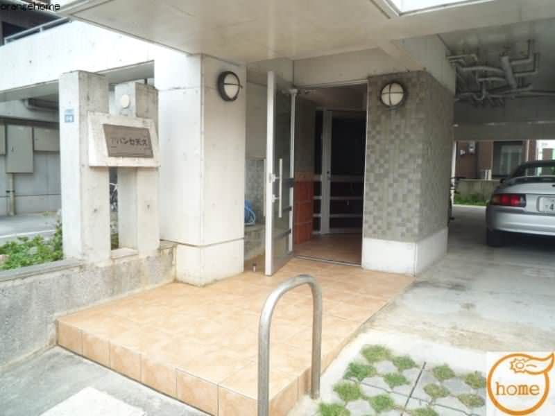 1LDK Apartment for Rent in Ameku, Naha, Okinawa - Thumbnail 4