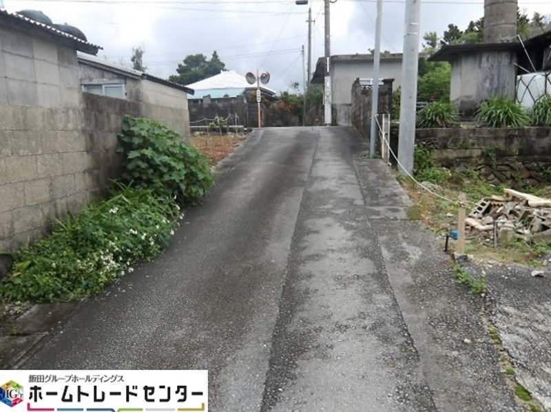 New 2LDK House with Rooftop Terrace in Higashi Village Okinawa - Thumbnail 3
