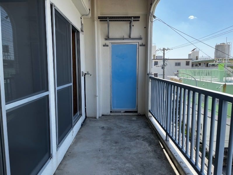 Tajima Heights A 2DK Apartment for Rent in Naha, Okinawa - Thumbnail 4