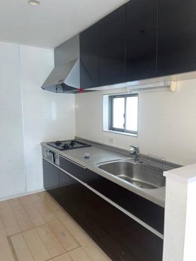 3LDK Family Home in Nishihara Town, Okinawa — Image 3, Nishihara, Okinawa