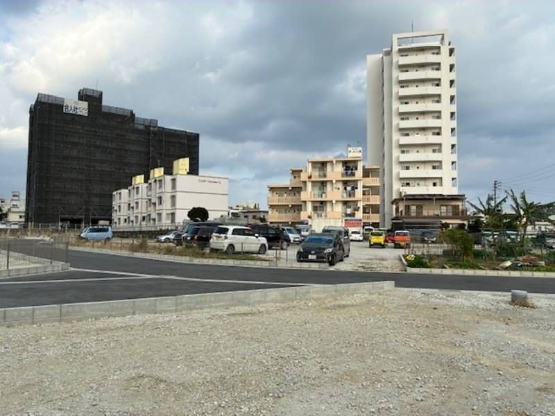 Ganeko Parking Rental Space in Ginowan, Okinawa - Thumbnail 4