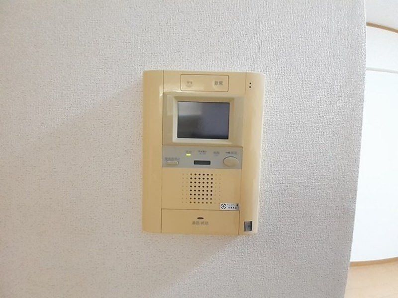 1R Apartment for Rent near Asahibashi Station, Naha - Thumbnail 2