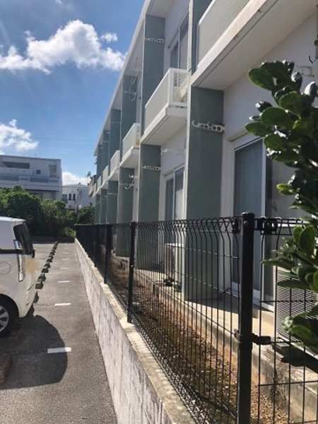 Furnished 1K Apartment for Rent in Okinawa City, Zero Deposit - Thumbnail 2