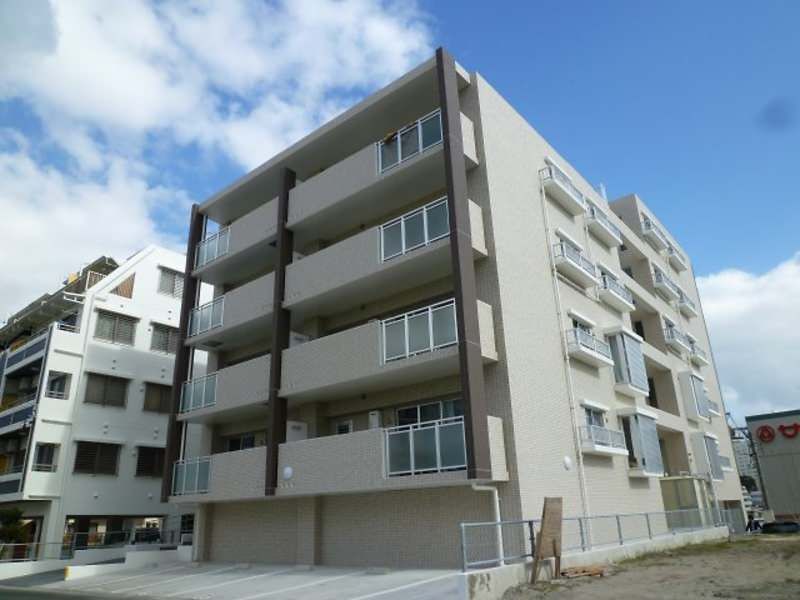 1LDK Apartment for Rent in Naha, Okinawa - 49.7m² - Thumbnail 2