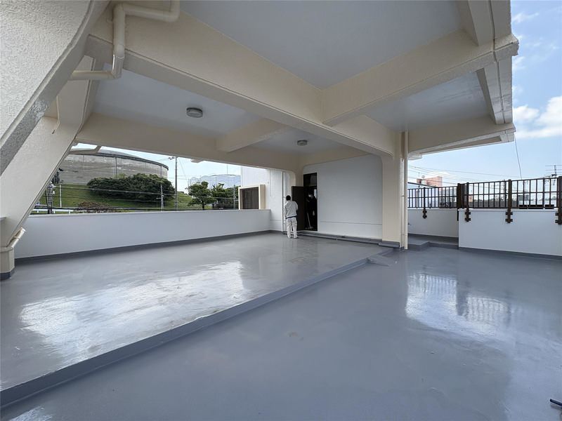 Renovated 5LDK House for Rent in Okinawa City's Yamanaka - Thumbnail 3