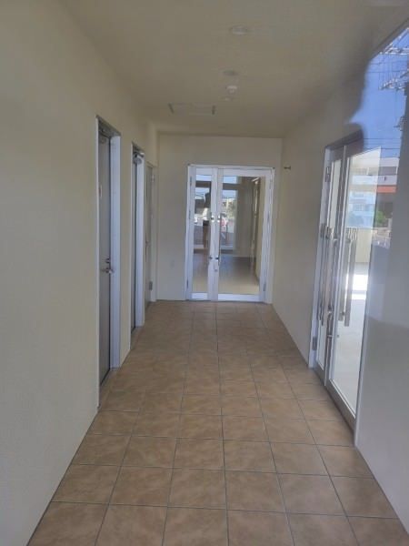 2LDK Apartment with Sea Views in Okinawa City - Thumbnail 4