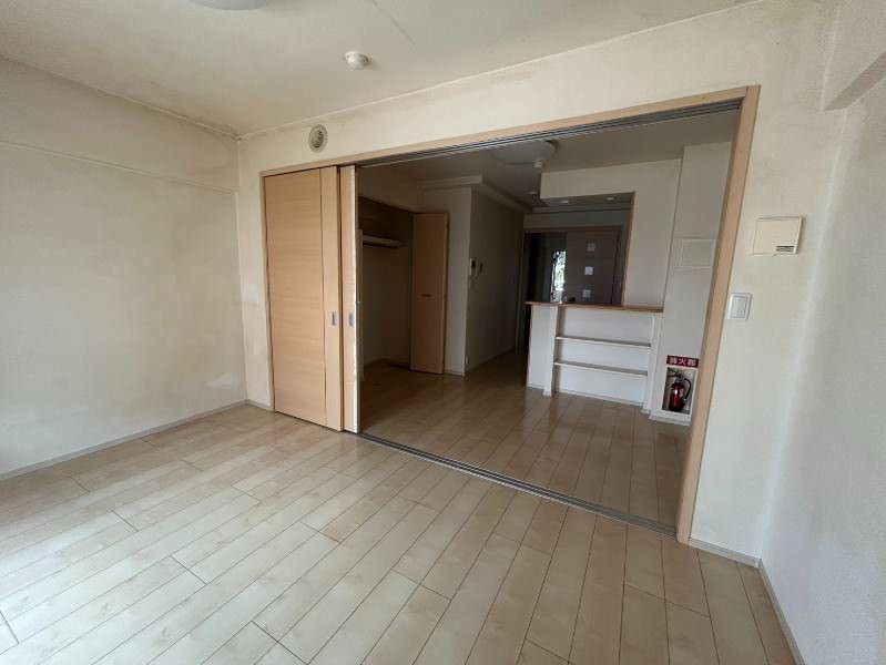 Green Hills Eiko 1DK Apartment for Rent in Uruma City, Okinawa - Thumbnail 2