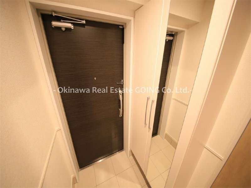 New 2LDK Apartment for Rent in Okinawa City, Okinawa - Thumbnail 2