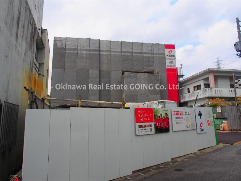New 2LDK Apartment for Rent in Okinawa City, Okinawa - Thumbnail 4