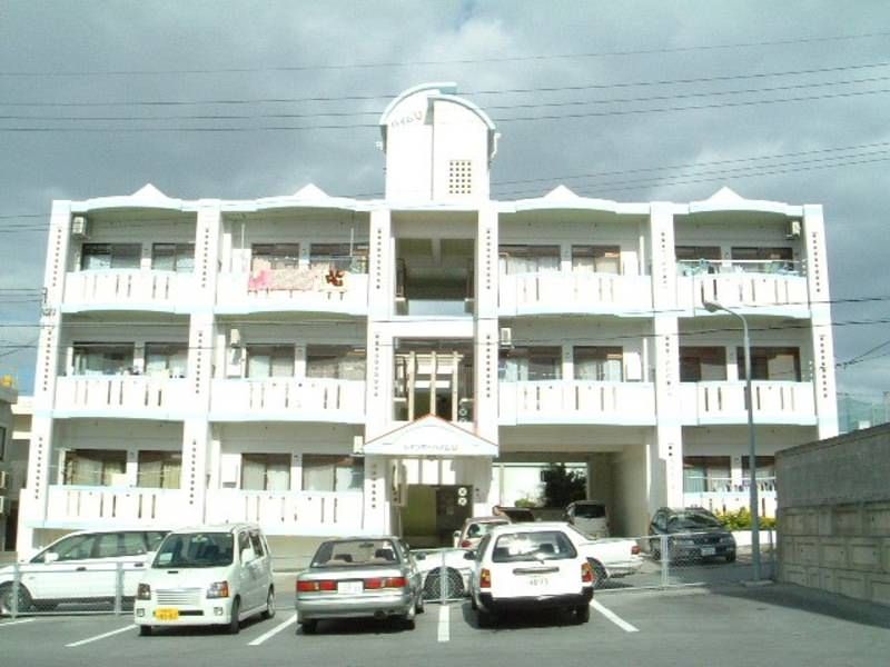 2LDK Apartment for Rent in Urasoe City, Okinawa - Thumbnail 2