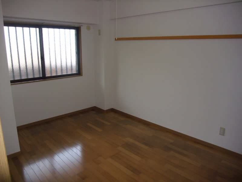3LDK Apartment for Rent in Nakagusuku Village, Okinawa - Thumbnail 4