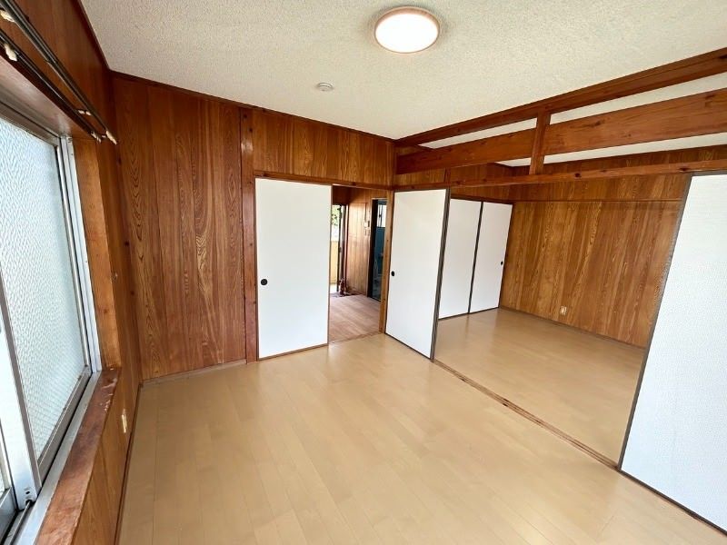 Renovated 2DK Apartment in Yonabaru, Okinawa - No Deposit - Thumbnail 4