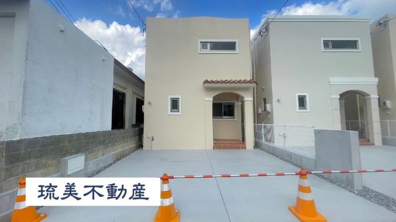 New 4LDK RC Detached House for Sale in Kadena, Okinawa - Thumbnail 3