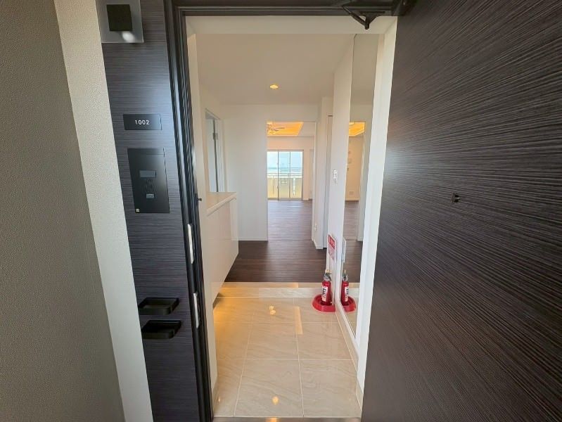 New 1LDK Apartment with Ocean View in Tomigusuku, Okinawa - Thumbnail 3
