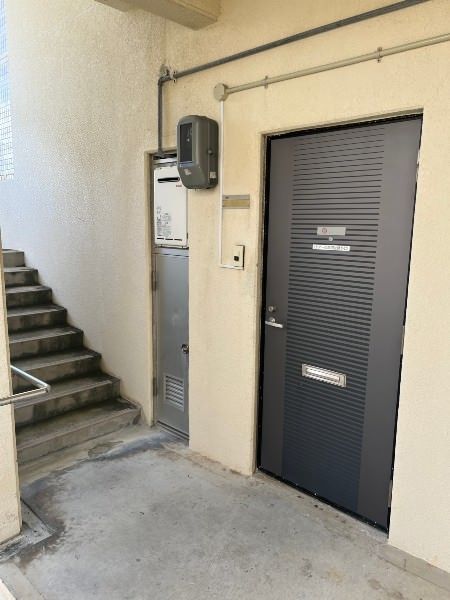 1R Apartment for Rent in Urasoe City, Okinawa - 28 sqm - Thumbnail 3