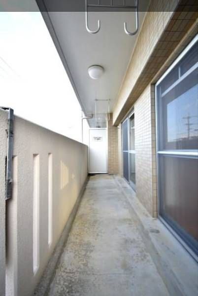 2LDK Apartment for Rent in Uruma Midori-cho, Okinawa - Thumbnail 2