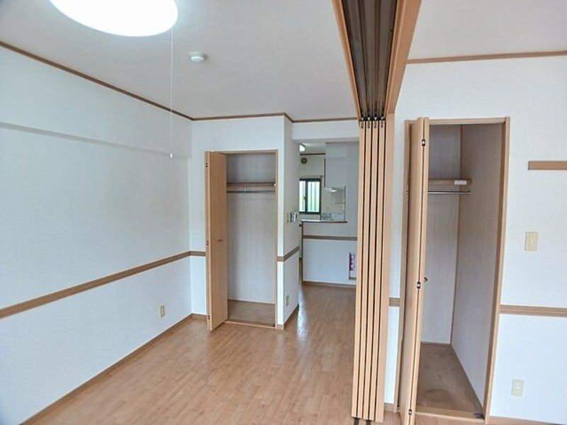 1LDK Apartment for Rent in Urasoe City, Okinawa - Thumbnail 4