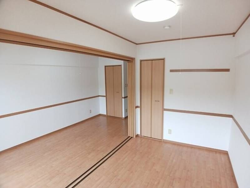 1LDK Apartment for Rent in Urasoe City, Okinawa - Thumbnail 3